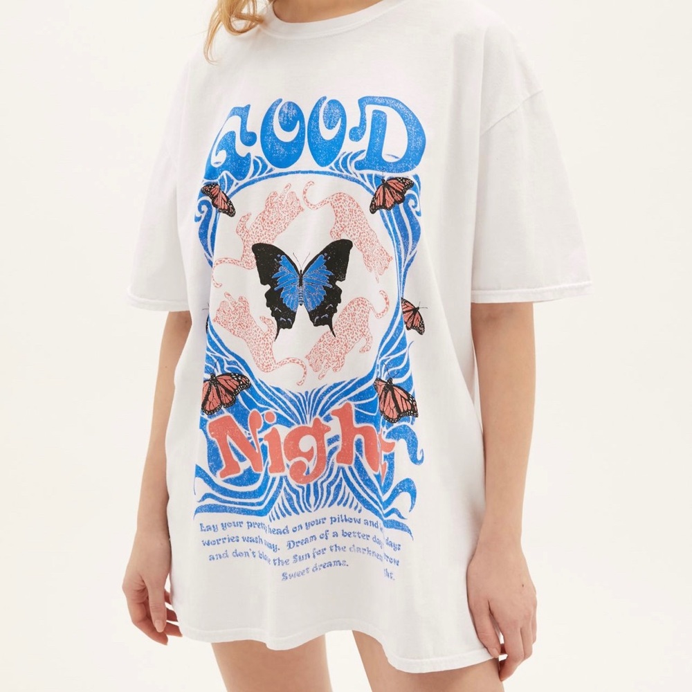 Urban Outfitters Project social T